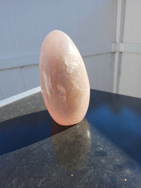 2.12 pound rose quartz tear drop tower