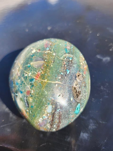 Ocean jasper palm stone