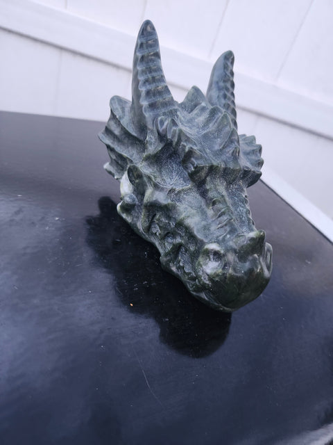 Green jade dragon skull