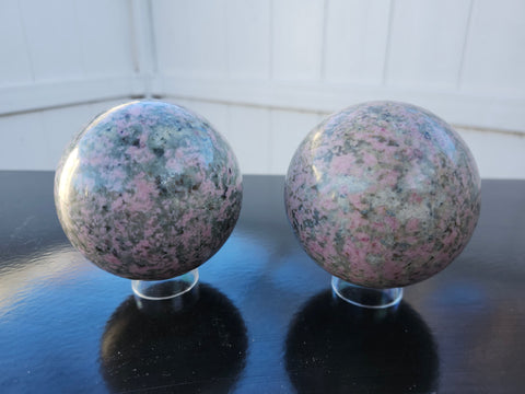 Unakite sphere