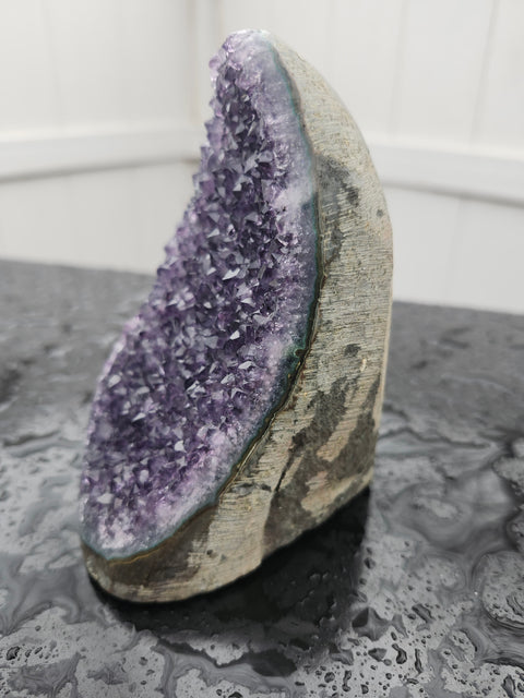 Amathyst geode cluster 1.12 pounds