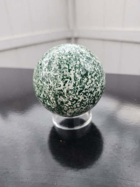 Tree agate sphere