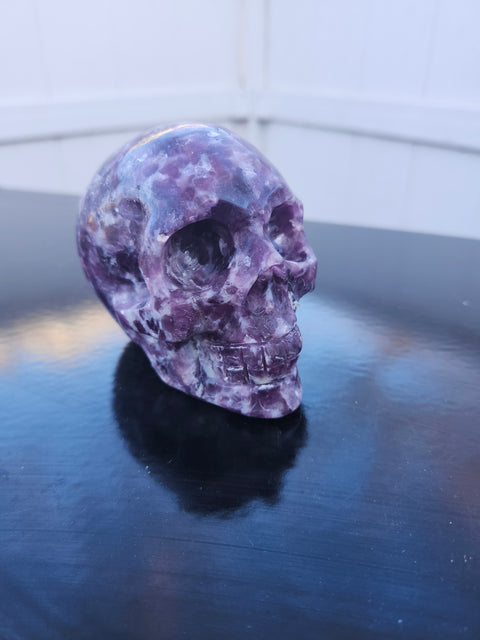 Lepidolite skull