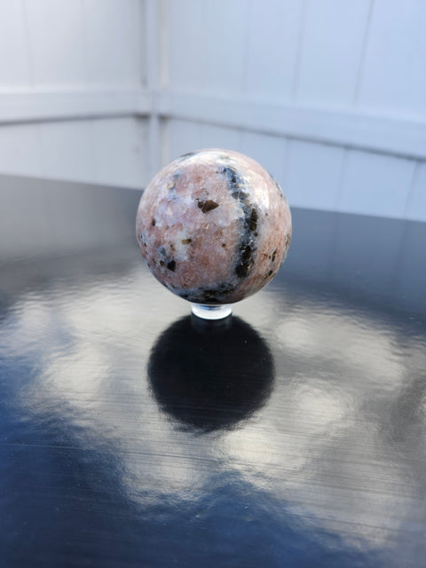 Sunstone sphere