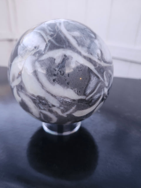 Shell jasper sphere