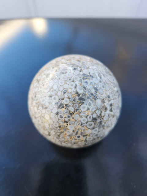 Pisolite sphere