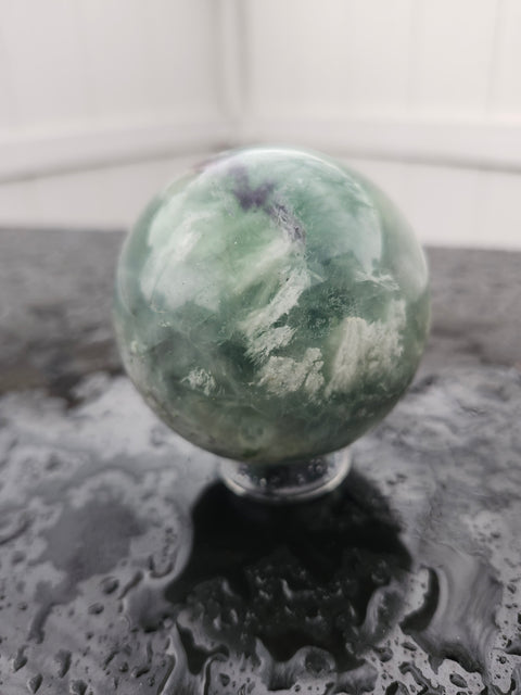 Snowflake quarts,Fluorite sphere