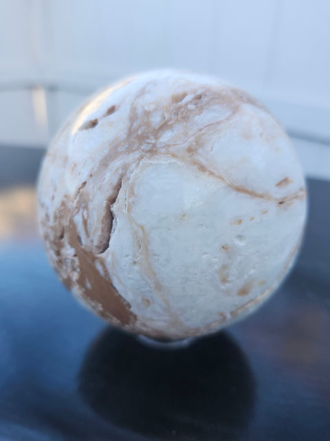 Calcite agate sphere