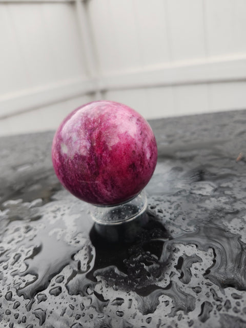 Pink crackle quartz sphere