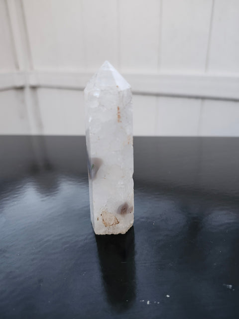 Clear quartz agate tower