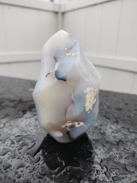 1.8 pound agate flame tower